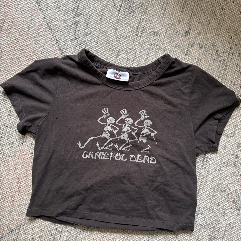 Grateful Dead crop with Dancing Skeletons-charcoal gray
